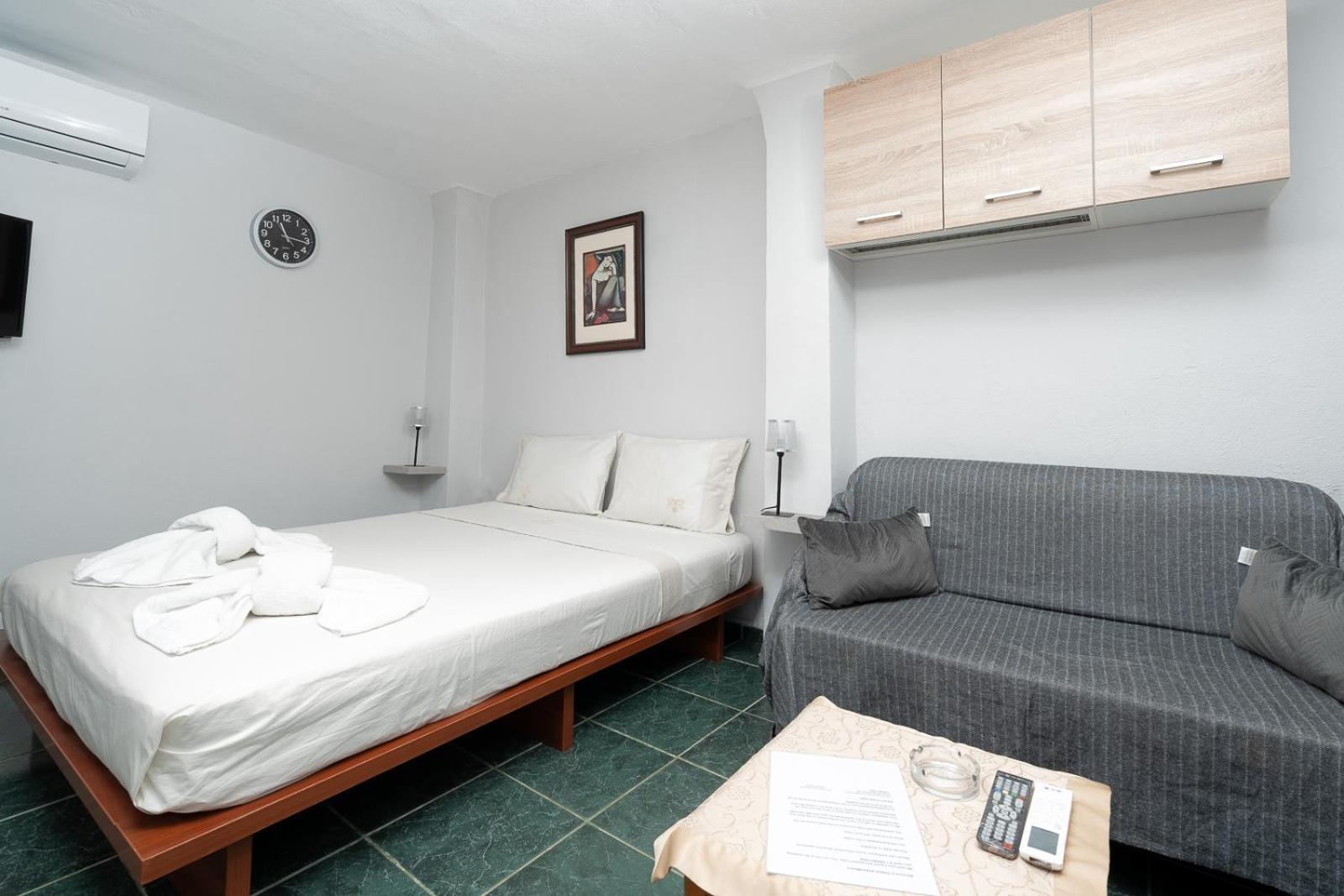 Panos Marina Apartment P1 ปอร์โตราฟตี ภายนอก รูปภาพ